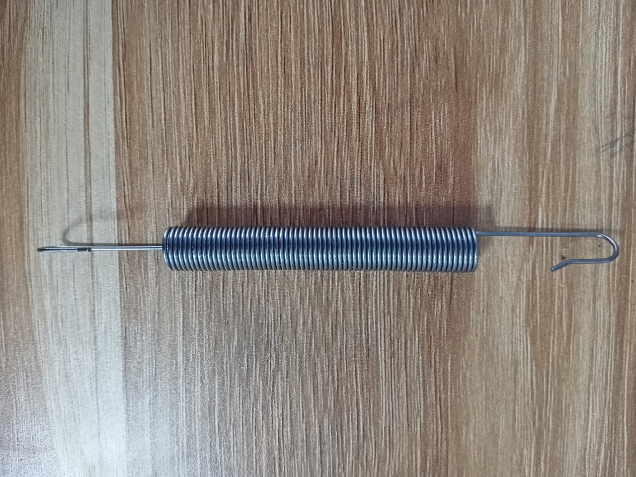 Lò xo treo cửa gió D100